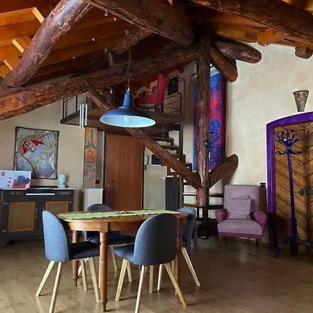 L'atelier, Mansarda Vista Lago *