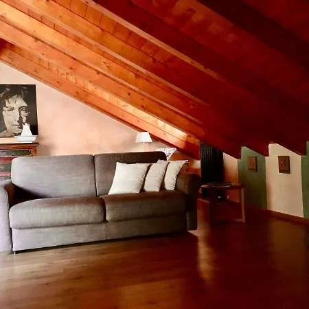Apartamento L'atelier, Mansarda Vista Lago
