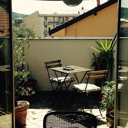 L'atelier, Mansarda Vista Lago דירה