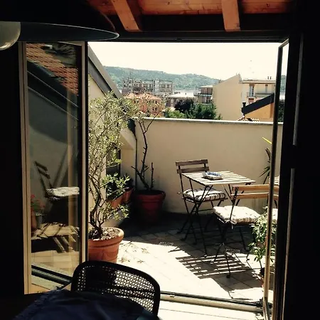 L'atelier, Mansarda Vista Lago Appartement Arona